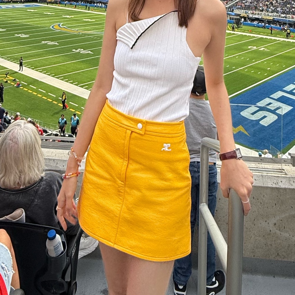 Courreges Stylish Yellow Mini Skirt